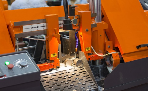 上高龙门带锯床具备哪些优点？